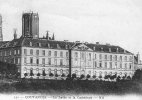 Coutances : Le lycée et la cathédrale