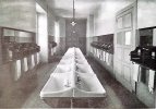 Les lavabos du premier dortoir en 1913